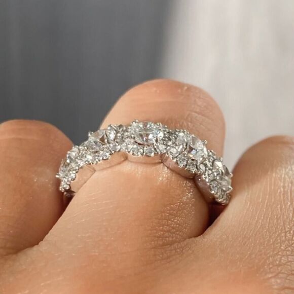 Round Zircon Engagement Ring Trendy White Crystal Stone Silvery Rings Size 8.5 - Picture 3 of 14